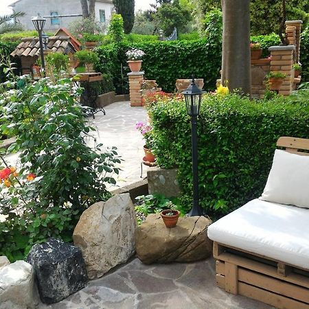 Bed And Breakfast Val Di Lupa Castellina Marittima Exterior photo